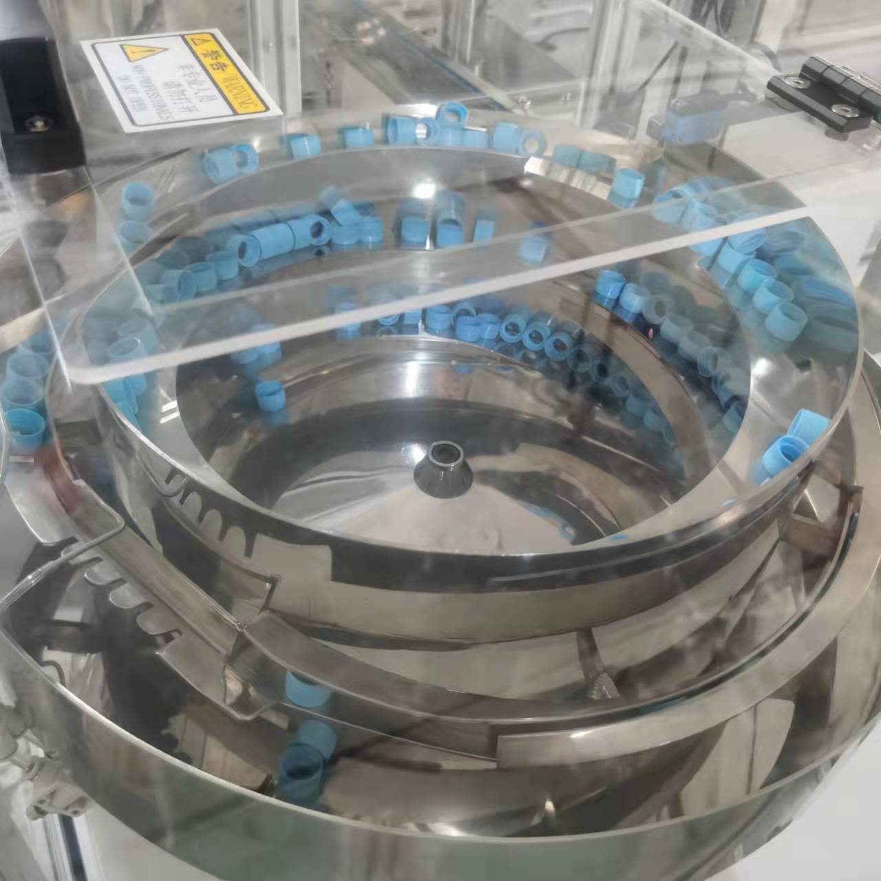 全自動擰蓋機的原理是什么？有哪些用途？